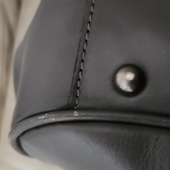 Patricia Nash Gray Floral Embossed Leather Crossbody - Picture 6 of 12